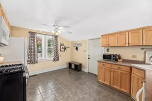 7831 W North Ave, Wauwatosa, WI 53213 - Photo 15