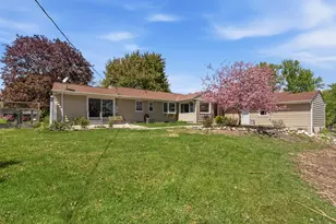 1712 S Craftsman Dr, New Berlin, WI 53146 - Photo 25