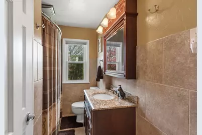 1712 S Craftsman Dr, New Berlin, WI 53146 - Photo 17