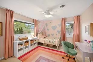 935 N 75th St, Wauwatosa, WI 53213 - Photo 25