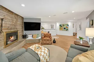 935 N 75th St, Wauwatosa, WI 53213 - Photo 19