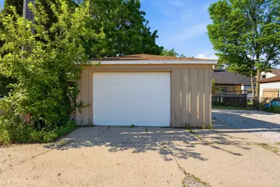 471 E Morgan Ave, Milwaukee, WI 53207 - Photo 23