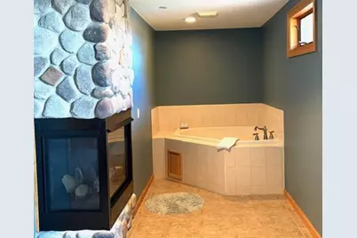 1844-7 E 20th Ct #2507, Strongs Prairie, WI 54613 - Photo 19