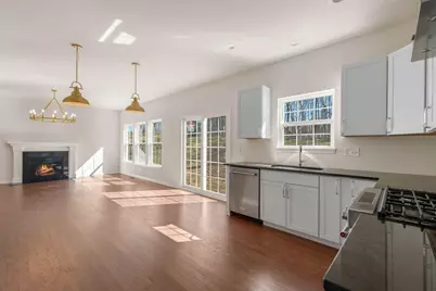 1824  Forestview Ct, Lake Geneva, WI 53147 - Photo 3