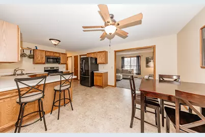 25  Pennycress Ct, Fond du Lac, WI 54935 - Photo 13