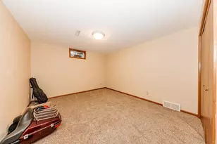 25 Pennycress Ct, Fond du Lac, WI 54935 - Photo 33