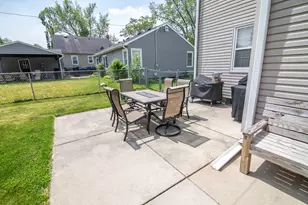712 Caroline St, Janesville, WI 53545 - Photo 25