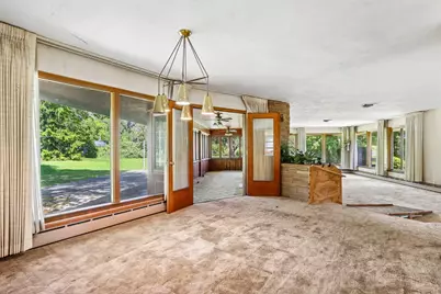 11738 W Hayes Ave, West Allis, WI 53227 - Photo 5