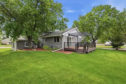1880  Stardust Dr, Waukesha, WI 53186 - Photo 35
