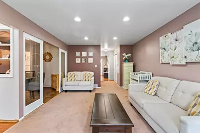 3119 W King Arthurs Ct, Greenfield, WI 53221 - Photo 5