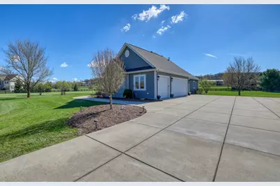 W329S8470 S Oak Tree Dr, Mukwonago, WI 53149 - Photo 33