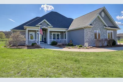 W329S8470 S Oak Tree Dr, Mukwonago, WI 53149 - Photo 1