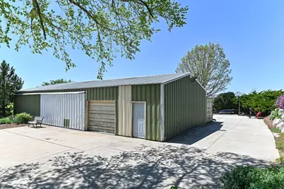 7734  Marsh Rd, Racine, WI 53185 - Photo 27