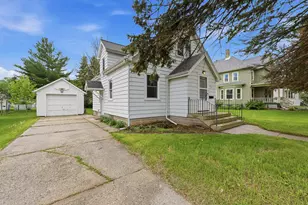 329 Schwartz St, Plymouth, WI 53073 - Photo 7