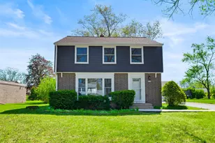 7438 N Seneca Rd, Fox Point, WI 53217 - Photo 1