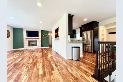 2525  Tilton Ln, Brookfield, WI 53045 - Photo 5