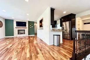 2525 Tilton Ln, Brookfield, WI 53045 - Photo 5