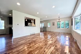 2525 Tilton Ln, Brookfield, WI 53045 - Photo 7