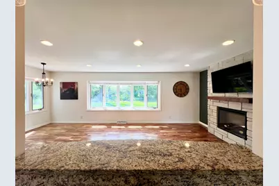 2525  Tilton Ln, Brookfield, WI 53045 - Photo 17