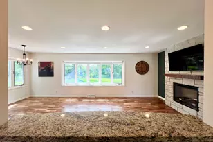 2525 Tilton Ln, Brookfield, WI 53045 - Photo 17