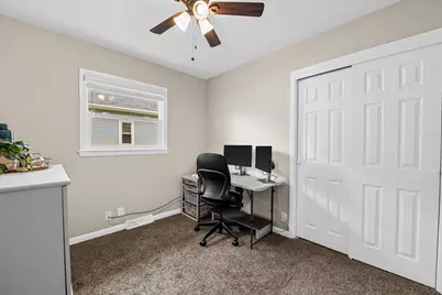 7729 W Cold Spring Rd, Greenfield, WI 53220 - Photo 17