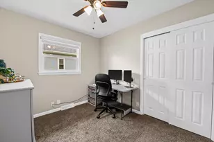 7729 W Cold Spring Rd, Greenfield, WI 53220 - Photo 17