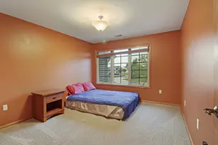 5855 Kinzie Ave, Racine, WI 53406 - Photo 15