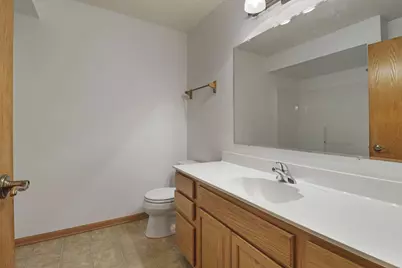 5855  Kinzie Ave #35, Racine, WI 53406 - Photo 17