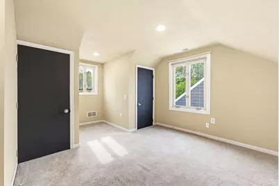 3421 S 80th St, Milwaukee, WI 53219 - Photo 17