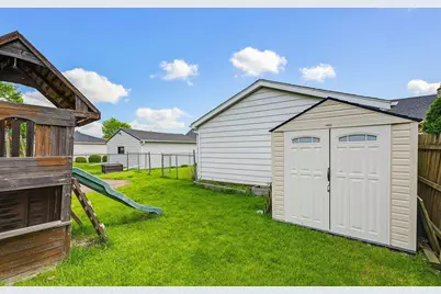 3421 S 80th St, Milwaukee, WI 53219 - Photo 27