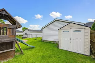 3421 S 80th St, Milwaukee, WI 53219 - Photo 27