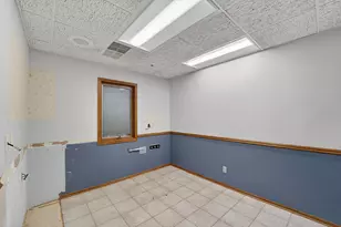533 S Main St, West Bend, WI 53095 - Photo 9