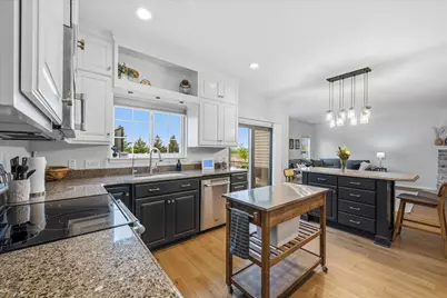 435  Aspen St, Belgium, WI 53004 - Photo 9