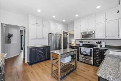 435  Aspen St, Belgium, WI 53004 - Photo 7