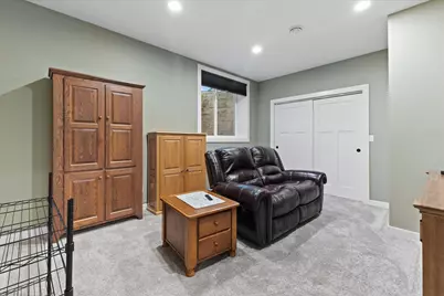 3013  Crosswinds Dr, Racine, WI 53403 - Photo 31