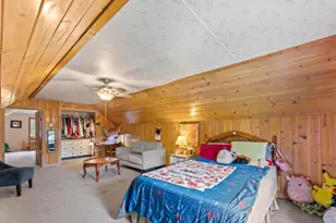 9009 W Cold Spring Rd, Greenfield, WI 53228 - Photo 23