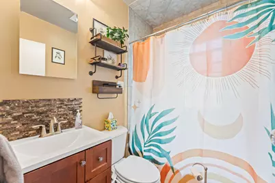 9009 W Cold Spring Rd, Greenfield, WI 53228 - Photo 21