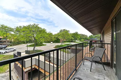 8525 W Waterford Ave #7, Greenfield, WI 53228 - Photo 27