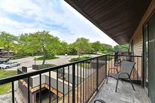 8525 W Waterford Ave, Greenfield, WI 53228 - Photo 27