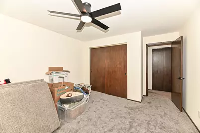8525 W Waterford Ave #7, Greenfield, WI 53228 - Photo 23