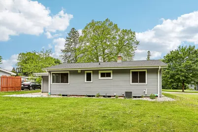 5620  Euston St, Greendale, WI 53129 - Photo 33