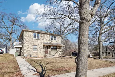 4703 W Jackson Park Dr, Milwaukee, WI 53219 - Photo 9