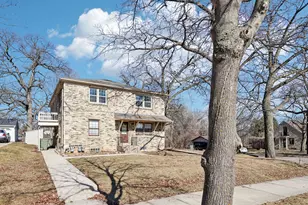 4703 W Jackson Park Dr, Milwaukee, WI 53219 - Photo 9