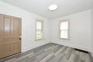 2768 N Bremen St, Milwaukee, WI 53212 - Photo 3