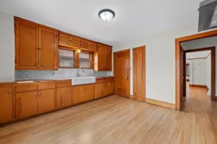 3246 N 49th St, Milwaukee, WI 53216 - Photo 15