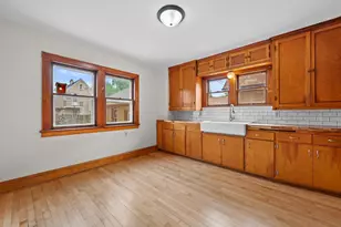 3246 N 49th St, Milwaukee, WI 53216 - Photo 13