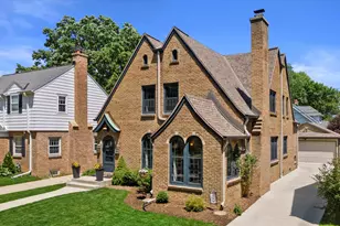 2648 Lefeber Ave, Wauwatosa, WI 53213 - Photo 41
