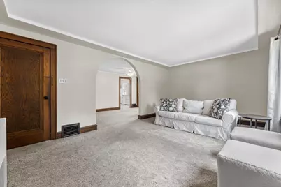 2648  Lefeber Ave, Wauwatosa, WI 53213 - Photo 25