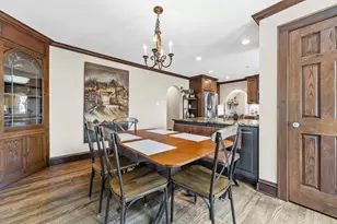 2648 Lefeber Ave, Wauwatosa, WI 53213 - Photo 9