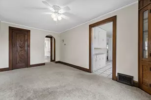2648 Lefeber Ave, Wauwatosa, WI 53213 - Photo 29